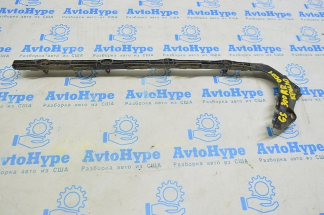 Кронштейн бампера заднього, зовнішній правий 5215730061 TOYOTA