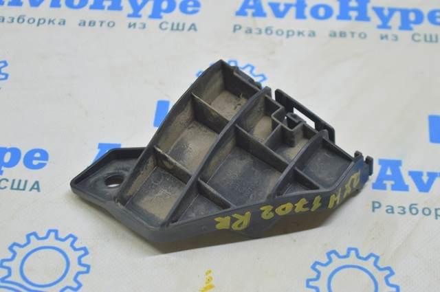 Кронштейн бампера заднього, правий 5256248020 TOYOTA