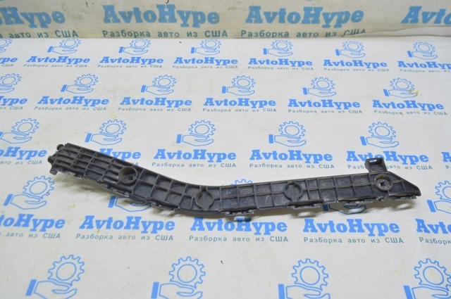 Кронштейн бампера заднього, правий 5257508010 TOYOTA