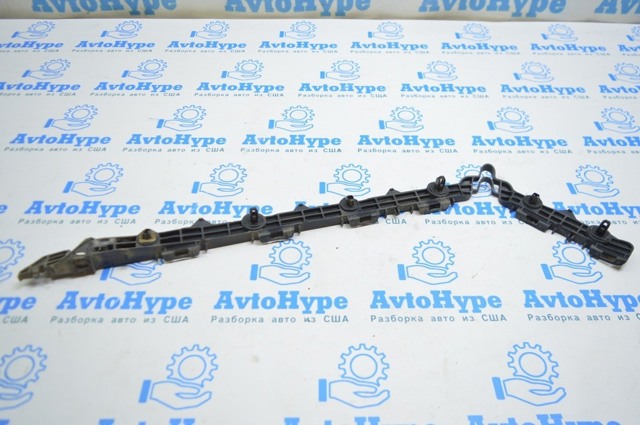 Кріплення бамера ліве 5257633091 TOYOTA