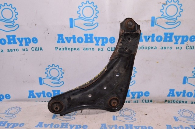 Правий важіль передній нижній підвіски 545004FU0A NISSAN