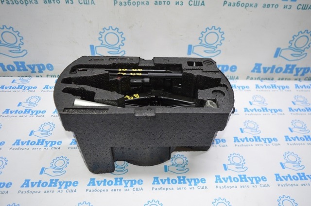 Скринька для інструментів 561012115A VAG