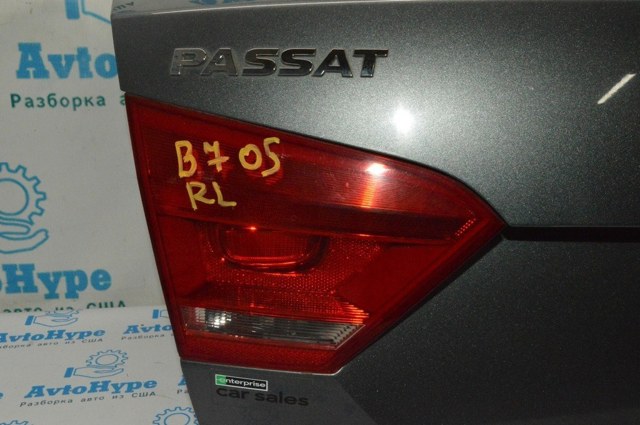 Ліхтар задній лівий, внутрішній 561945093C VAG