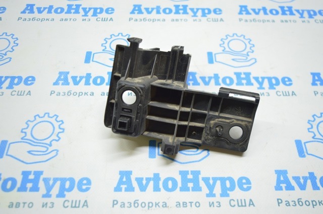Кронштейн бампера заднього, правий 57707SJ300 SUBARU