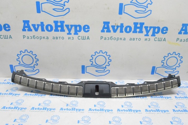 Облицювання задньої панелі багажника 583870E150C0 TOYOTA