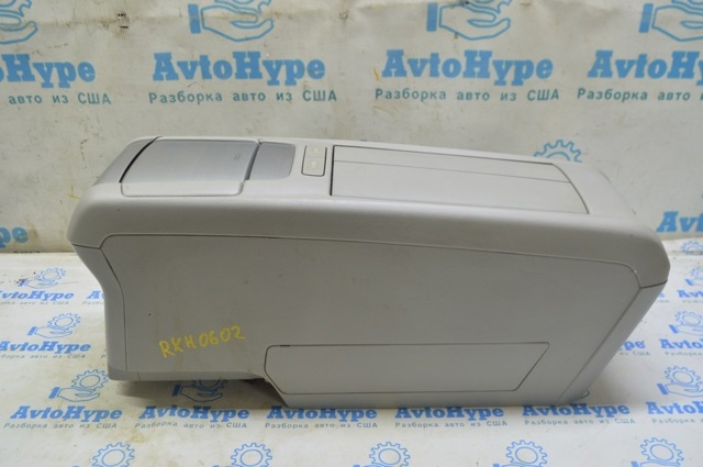Консоль панелі приладів 5881048170A0 TOYOTA