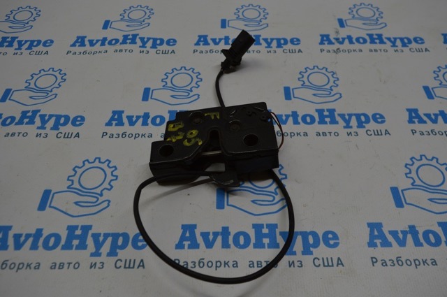 Запор капота (замок і привід замка капота) 5C7823509B VAG