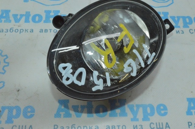 Протитуманка права 5K0941700F VAG