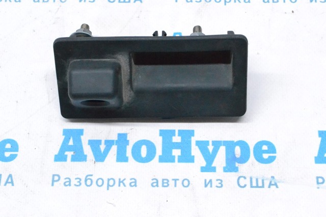 Кнопка приводу замка 3/5 дверей (ляди) / кришки багажника 5N0827566AA MARKET (OEM)