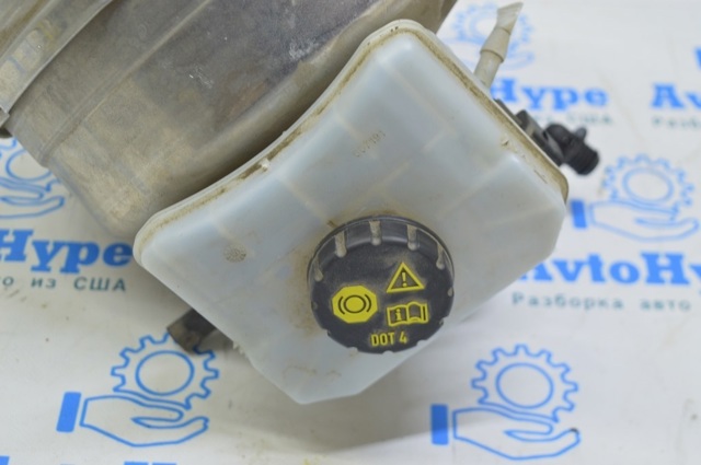 Кришка бачка головного гальмівного циліндру 5Q0611349B VAG