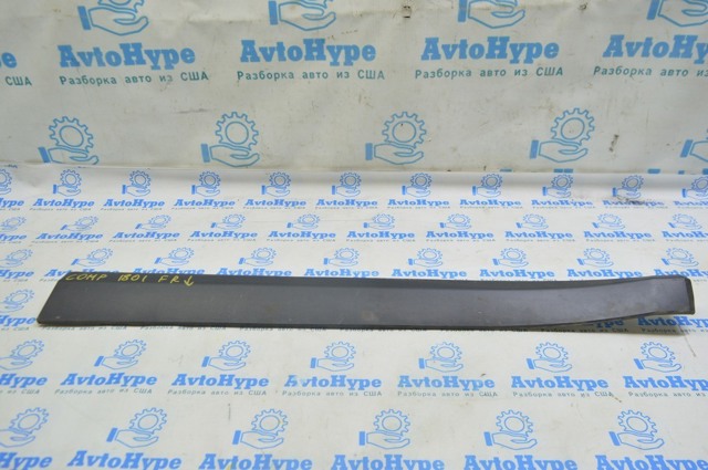 Молдинг передньої правої двері, нижній 5UP24RXFAB CHRYSLER