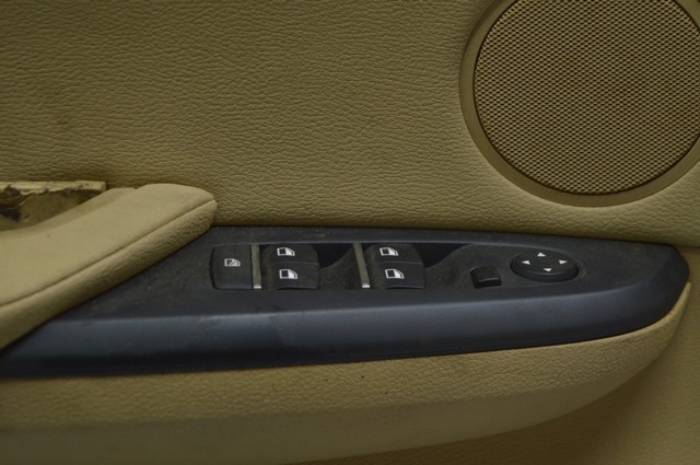 Кнопки переднього лівого склопід'ємника 61319208108 BMW