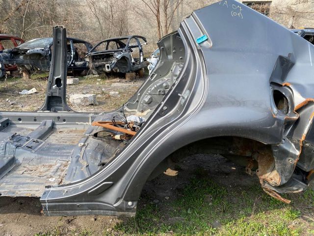 Крило заднє 61612AC020 TOYOTA