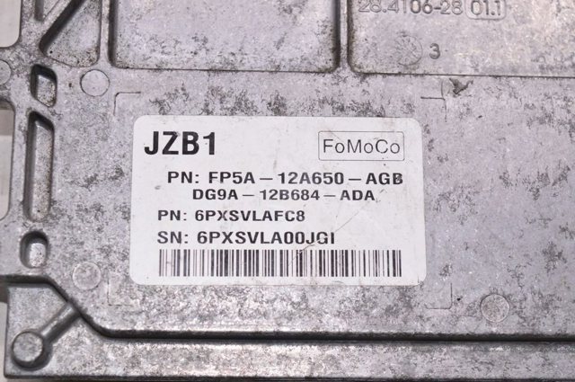 Швелер переднього бампера 620305DB1A NISSAN