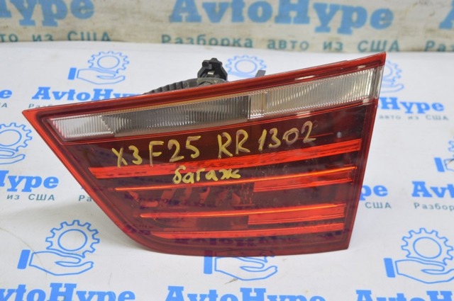 Ліхтар задній внутрішній правий 63217217310 BMW