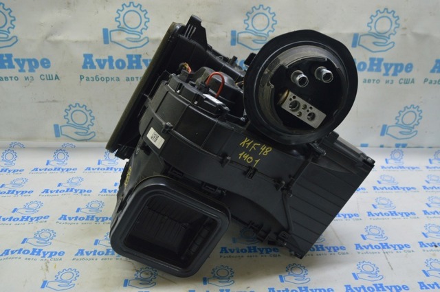 Корпус печі в зборі 64116827060 BMW