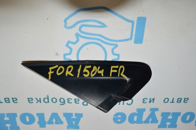 Молдинг переднього правого крила 65250SG000 SUBARU