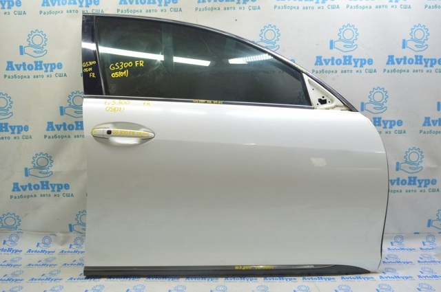 Пасажирські передні двері 6700130840 TOYOTA