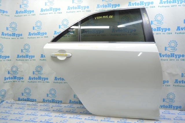 Двері задні, праві 6700306150 TOYOTA