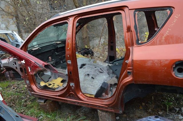 Отвір передніх лівих дверей 68001971AF CHRYSLER