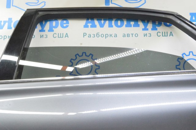 Скло задньої двері лівої 6810448130 TOYOTA