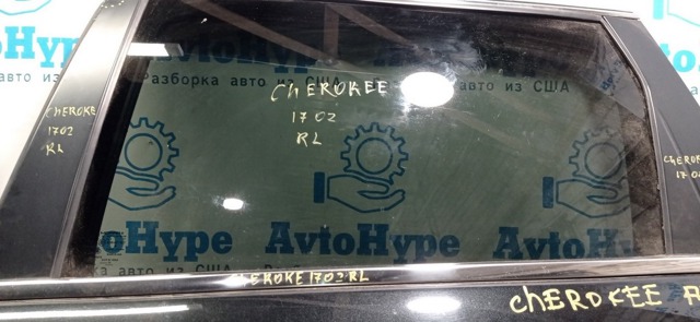 Скло задньої двері лівої 68104623AC CHRYSLER