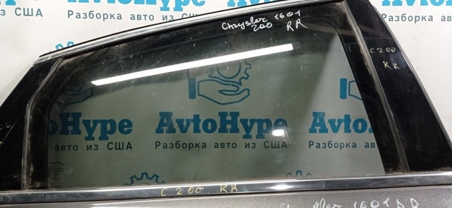 Скло задньої двері правої 68104922AA CHRYSLER