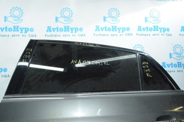 Скло задньої двері лівої 68104AC050 TOYOTA