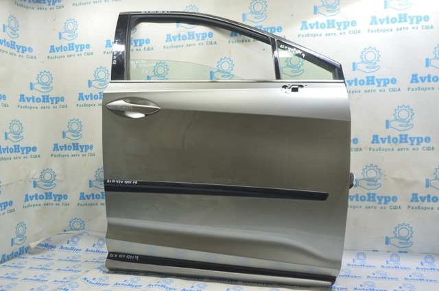 Скло трикутне дверей передніх правих 6812548010 TOYOTA