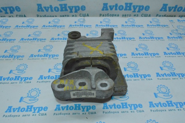 Права опора двигуна 68192831AF CHRYSLER