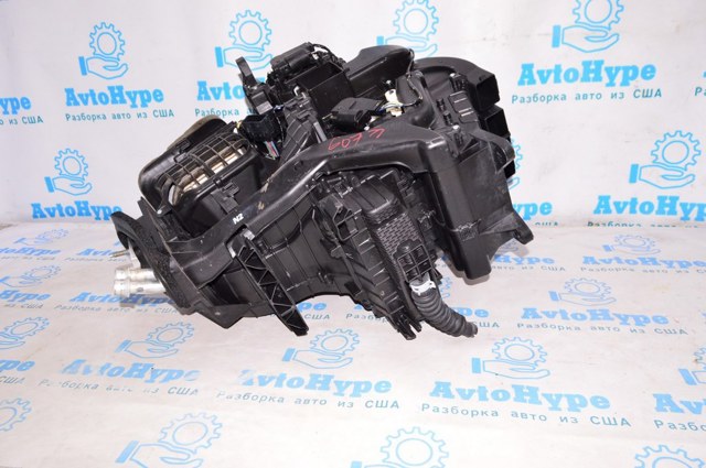 Корпус печі в зборі 68223048AD CHRYSLER