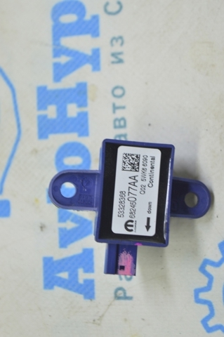 Датчик Айрбег передній 68245077AA CHRYSLER