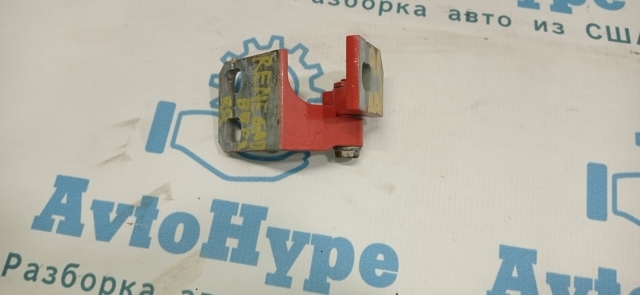 Петля заднтої двері, правої 68246405AA CHRYSLER