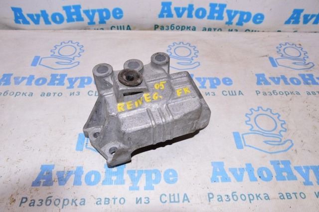 Права подушка двигуна 68363755AA CHRYSLER