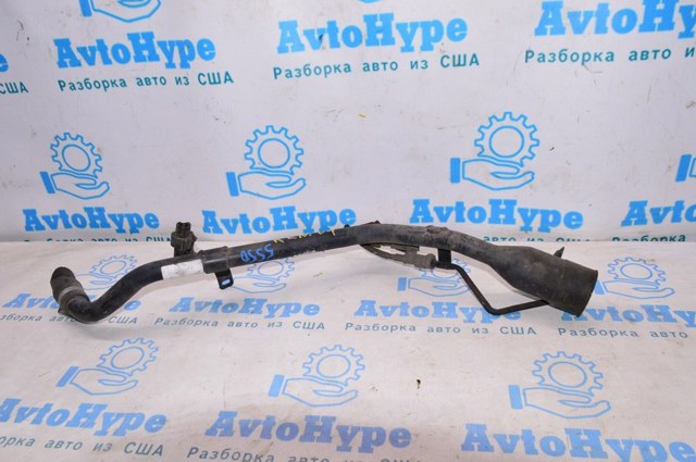 Шланг заливної горловини, паливного бака 68472081AA CHRYSLER