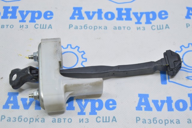 Обмежувач відкриття дверей, задній правий 6863048080 TOYOTA