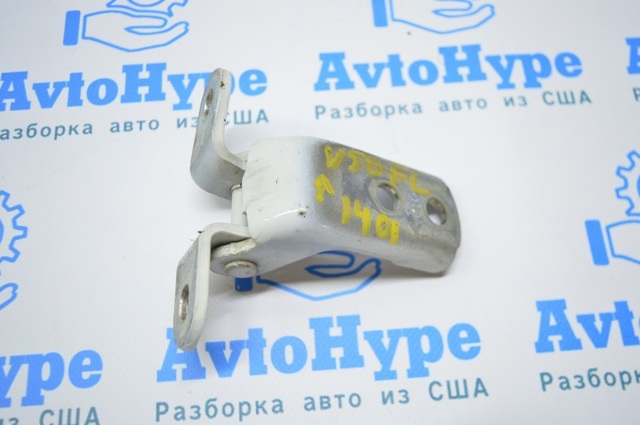 Завіса дверей передных лівих 6872002020 TOYOTA