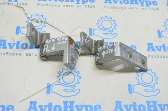 Петля передніх дверей, лівою 6872048010 TOYOTA
