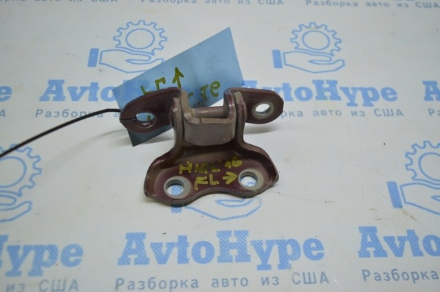 Завіса дверей передных лівих 6874002080 TOYOTA
