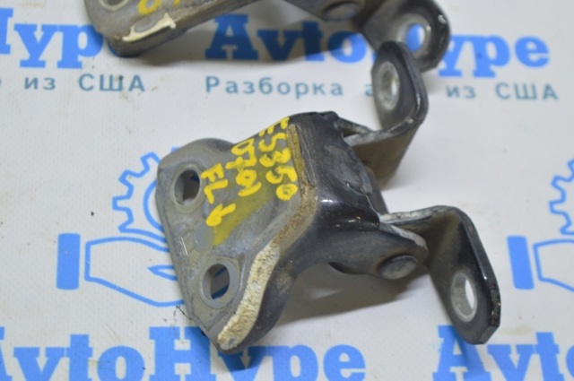 Навішування двері водія (петлі) 6874033021 TOYOTA