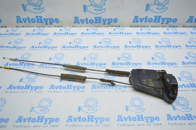 Замок задніх дверей, правих 69050AC030 TOYOTA