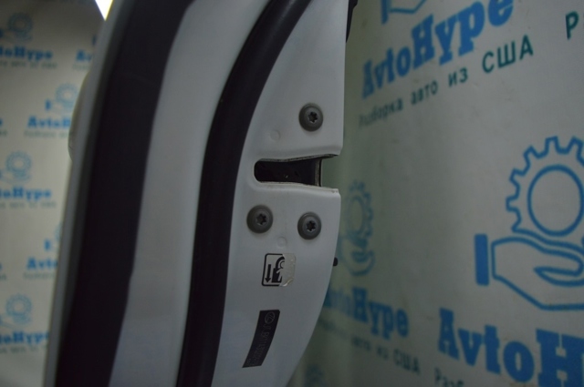 Замок задньої двері, лівої 6906060100 TOYOTA