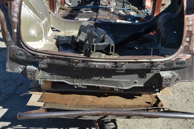 Фіксатор (зацеп) замка дверей 694300E040 TOYOTA