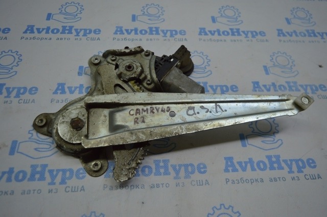 Механізм стеклопод'емника двері задньої, правої 6980306110 TOYOTA