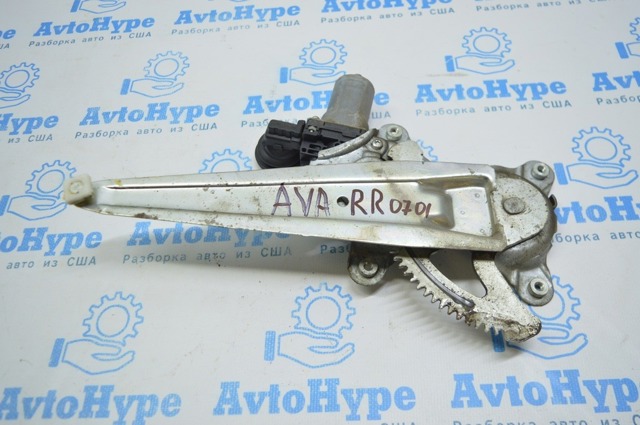 Склопідйомник задніх правих дверей 69803AC020 TOYOTA