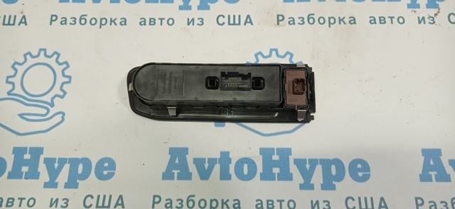 Кнопки переднього лівого склопід'ємника 6EZ84LXHAA CHRYSLER