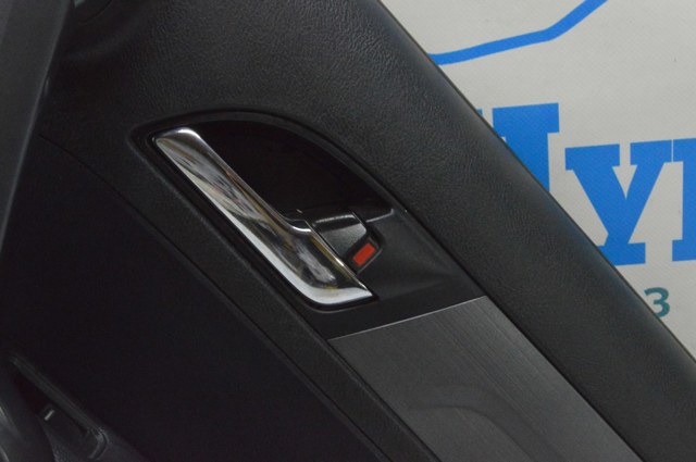 Ручка передньої двері внутрішня права 72120SWAA02ZA HONDA