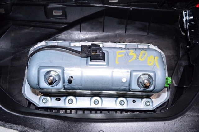 Подушка безпеки пасажира 72129227160 BMW