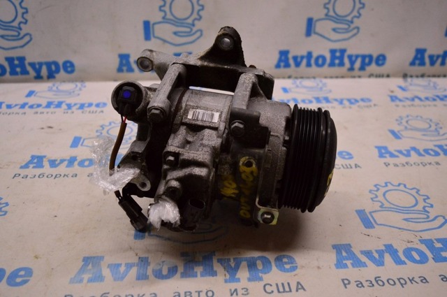 Насос кондиціонера 73111AJ03A SUBARU