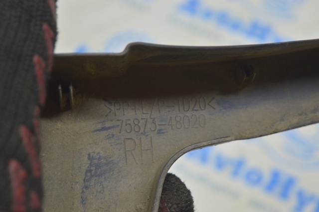 Молдинг арки колеса заднього, правий 758730E040 TOYOTA
